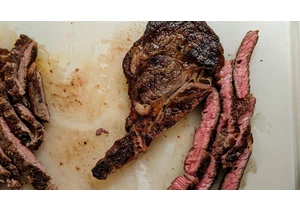You're Reheating Steak Wrong. Here's How to Do It so It Doesn't Dry Out     - CNET