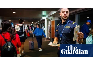 Australian Border Force searched phones of 10k travellers in past two years