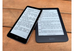 Moaan InkPalm Plus is weird, cheap, small, and my kind of e-reader