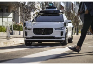 Waymo's autonomous robotaxis are starting to merge onto LA freeways