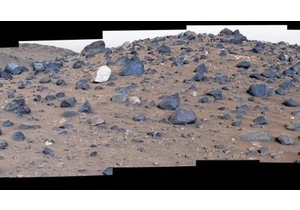 NASA rover discovers mysterious Mars boulder unlike any others