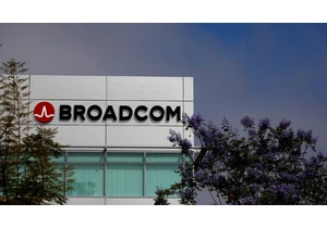  Apple's new BFF, Broadcom, reveals three hyperscalers want to deploy 1,000,000 GPUs or XPUs by 2027; something that will make Nvidia wince 