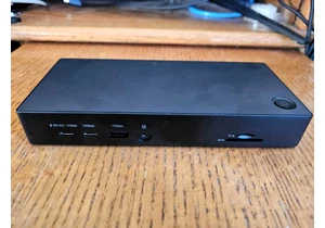 Ugreen Max 313 Thunderbolt 4 dock review: Stable but slow