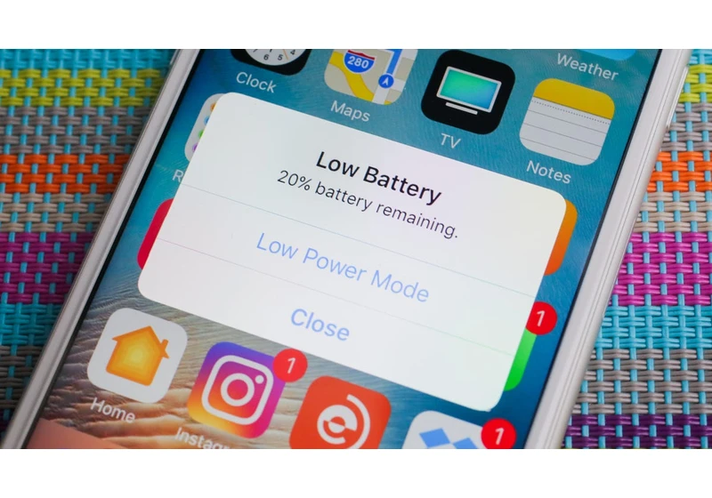 Can You Put Your iPhone in Permanent Low Power Mode? Here's How I Do It