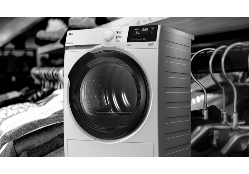 The AEG 7000 tumble dryer has dropped to half-price this Black Friday