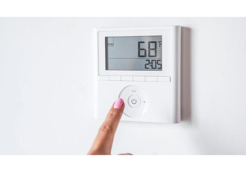 The Best Thermostat Setting to Keep You Warm and Lower Your Energy Bill