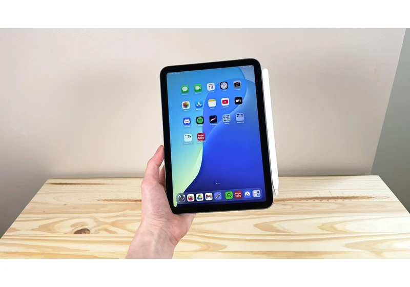  Apple iPad Mini 7 (2024) review: The ultimate mobile entertainment device 