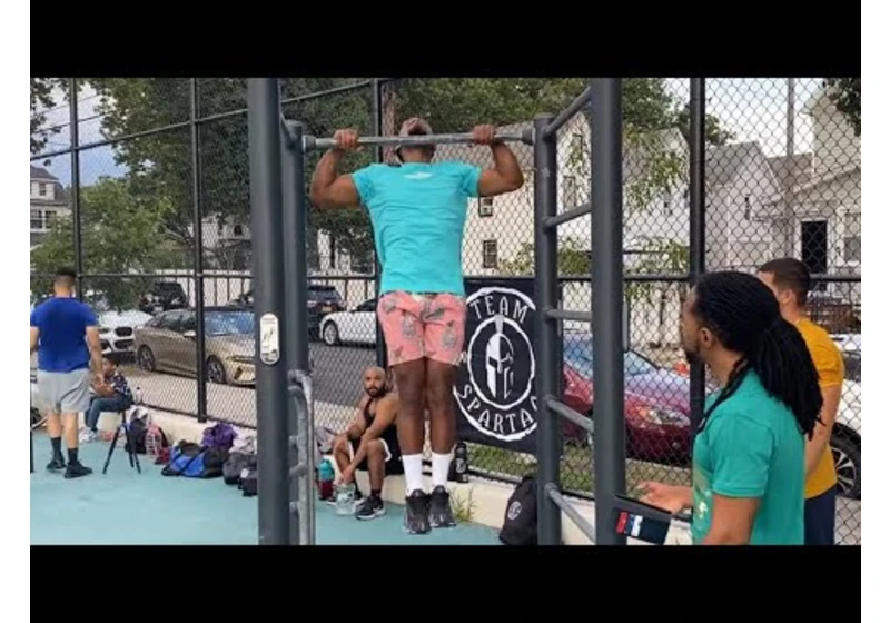 50 Pull ups and 100 Push ups in under 5 Minutes | That's Good Money