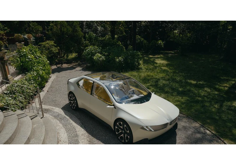 BMW's 'Vision Neue Klasse' concept teases high-efficiency EVs