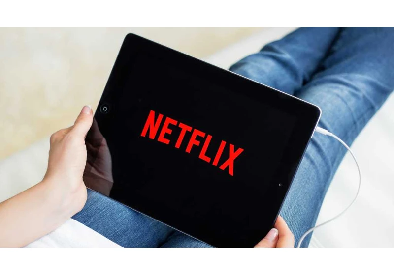 Netflix now lets you download entire seasons with a single click