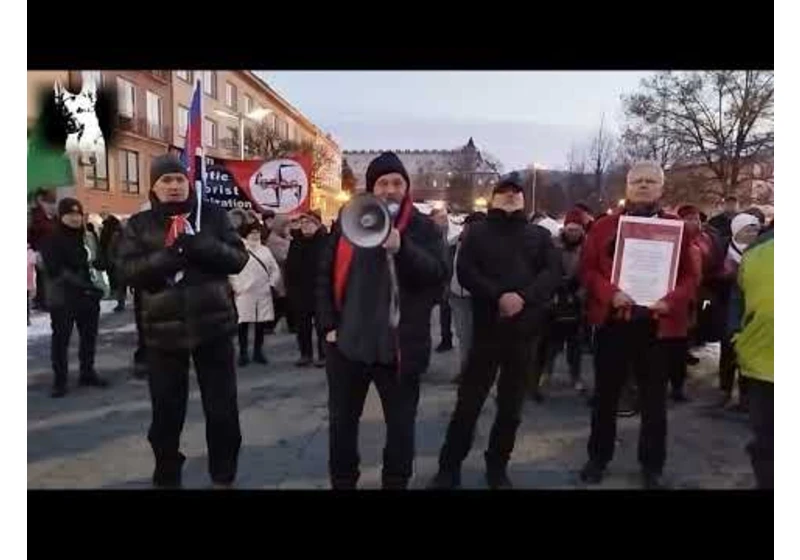 Zostrih z pochodu za mier vo Zvolene (10.2.2023)