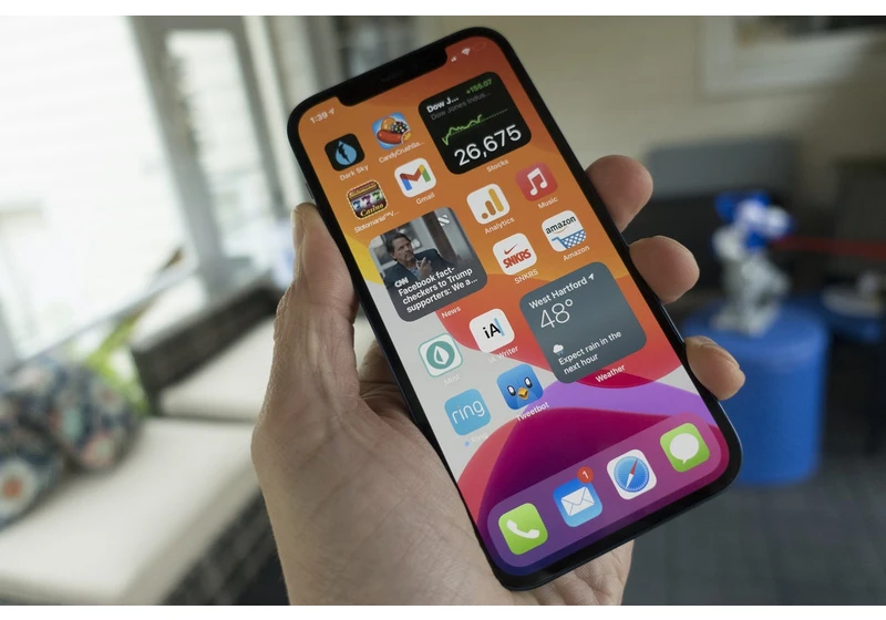 This Android 12 leak looks an awful lot like iOS 14