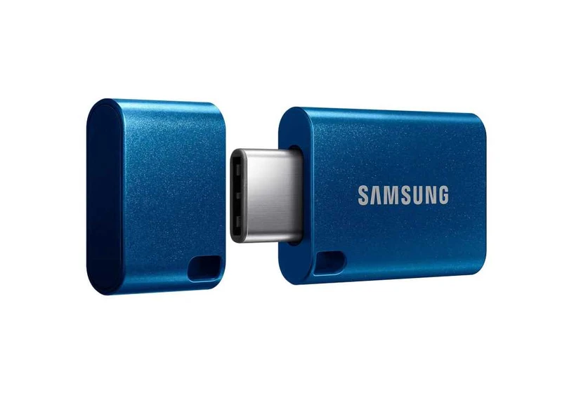 Samsung’s fast, compact USB-C flash drive is just $18 right now