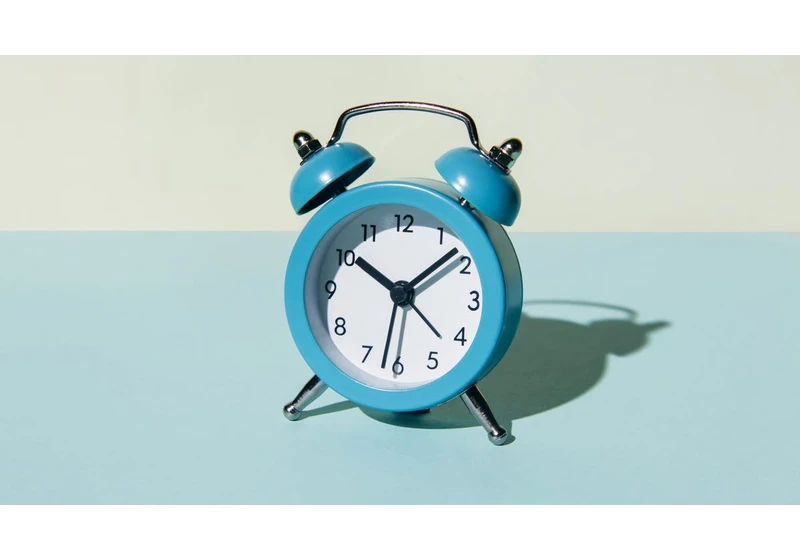 9 Practical Tips That Will Make Shifting Your Sleep Schedule Easy