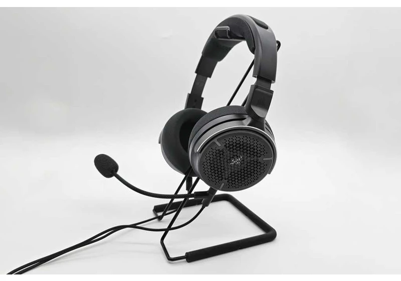 Our favorite Corsair gaming headset is now down to its best price