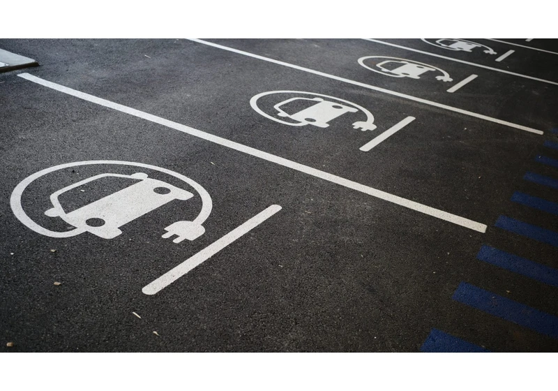 When EV startups shut down, will their cars still work?