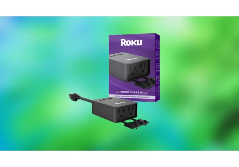 I'm Not Waiting Until Cyber Monday to Snag This Roku Outdoor Smart Plug for My Holiday Lights