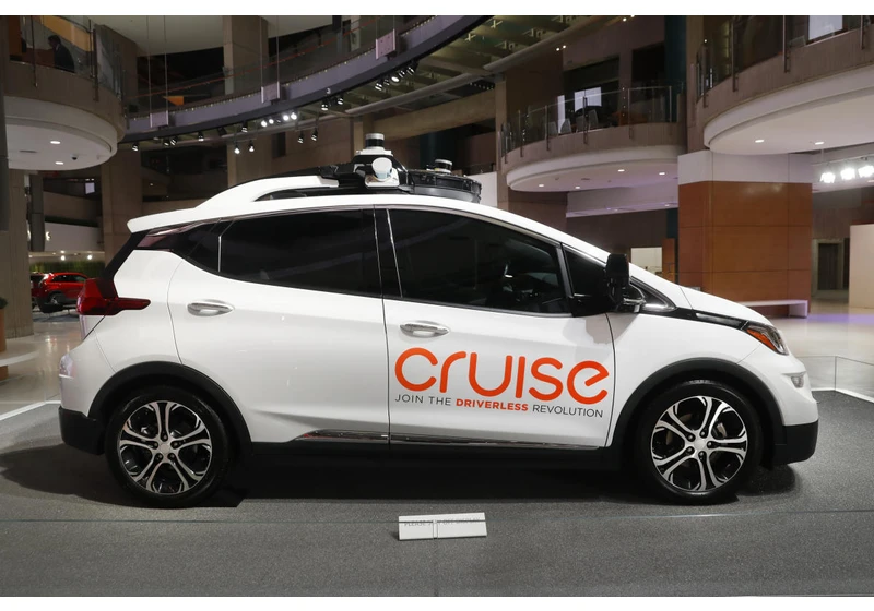 GM ends support for Cruise robotaxis