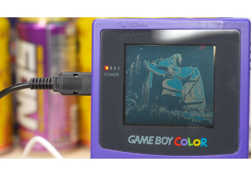  Raspberry Pi Pico streams real-time video to Nintendo's Game boy Color 