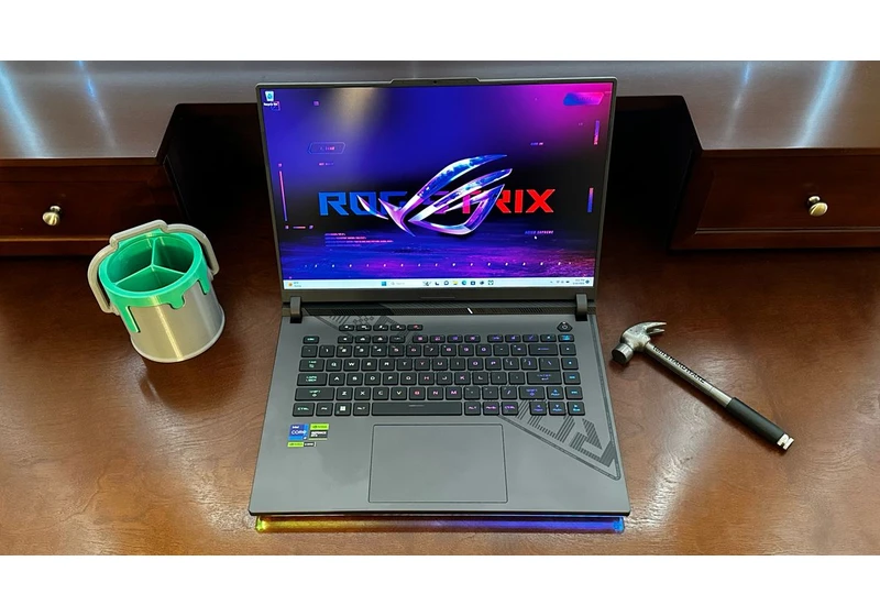  Asus ROG Strix G16 Gaming Laptop Review: Beauty and Brawn 