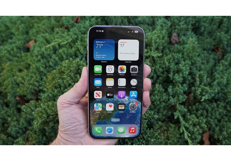  The iPhone 16 Pro Max might only be negligibly bigger than the iPhone 15 Pro Max 