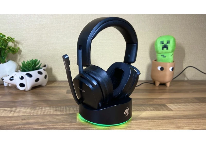  Roccat Syn Max Air wireless headset review: An affordable charging dock for gamers 