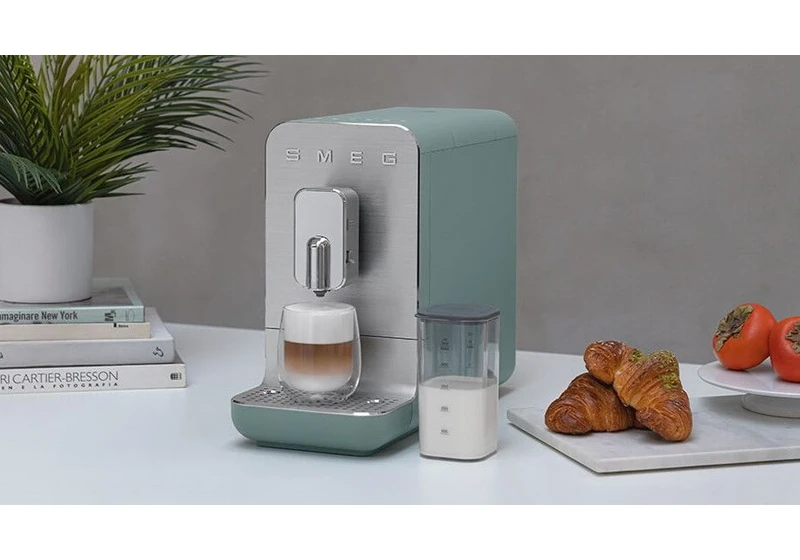  Our favorite Smeg coffee machine now froths milk perfectly without a wand 