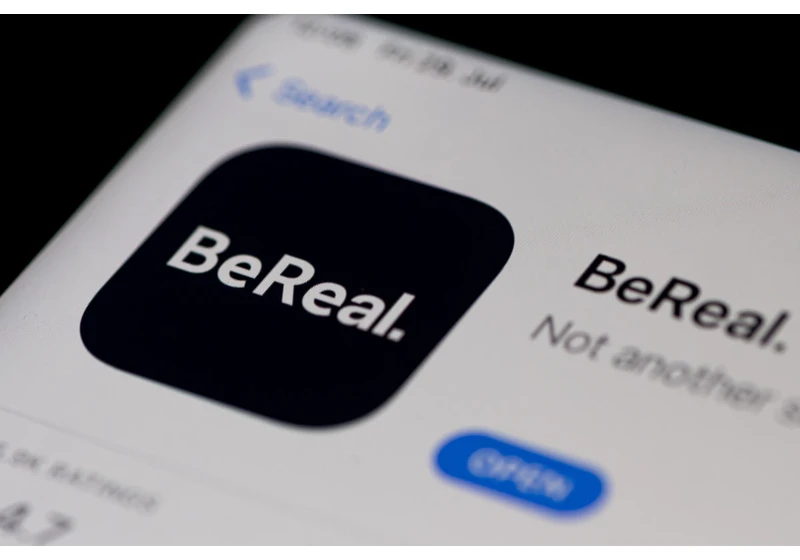 BeReal accused of annoying users into sharing their data