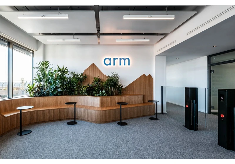  Arm considers acquisition of Oracle-backed Ampere Computing to expand data center footprint 