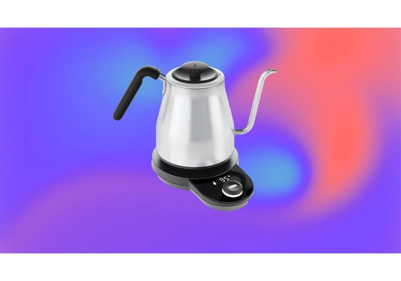 This Electric Kettle Is a Must-Have in the Winter, and It's 25% Off Today