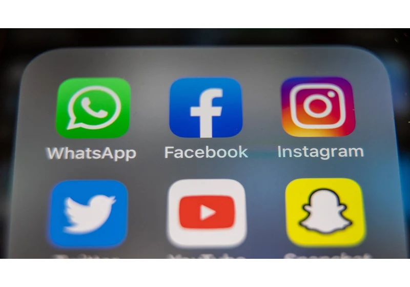  Facebook, WhatsApp, Instagram, and Threads were down - here's what you need to know 