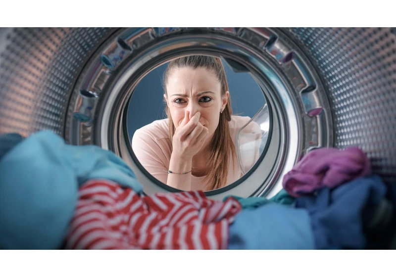 The Moldy Secret Behind the Horrendous Smell Coming From Your Washer. 5 Steps to Fix It