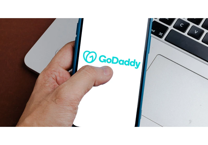 FTC: GoDaddy Hosting Was “Blind” To Security Threats via @sejournal, @martinibuster