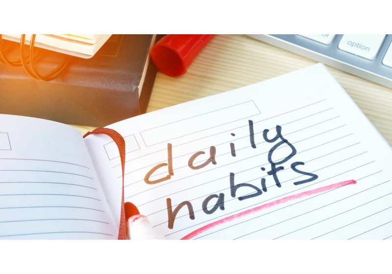 19 Daily Habits That Make You Less Productive (And What to Do) via @sejournal, @ronlieback