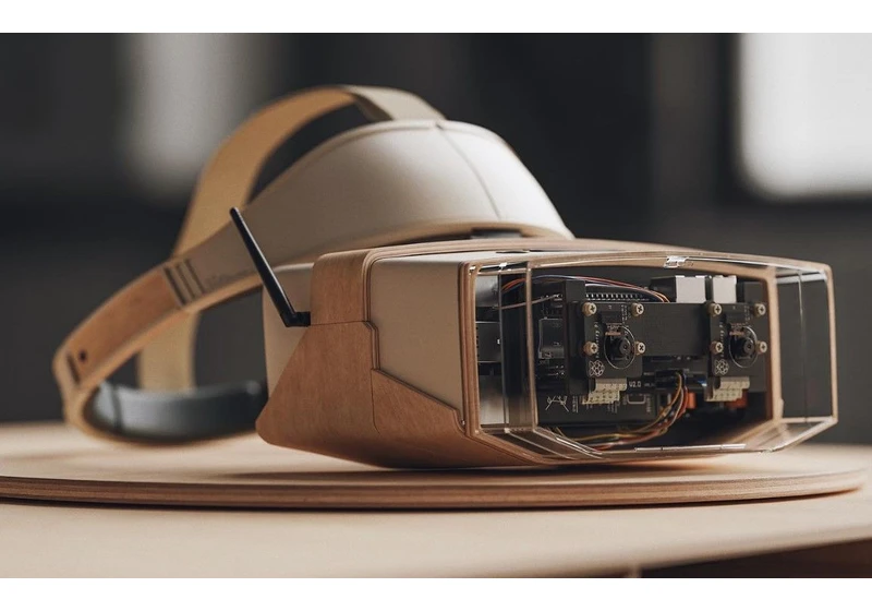  This Raspberry Pi VR Headset is Virtually From the 1990s 