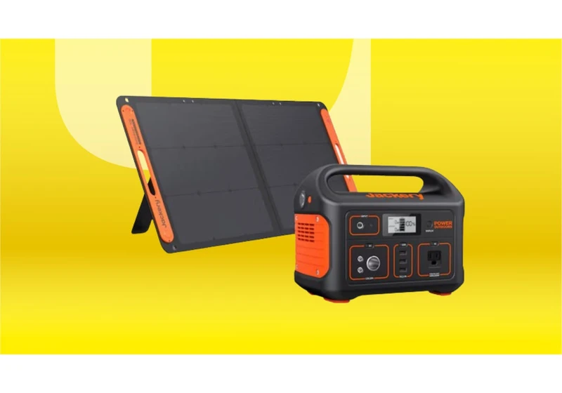 Save $300 on This Jackery 550 Solar Generator and Panel at Lowe's for a Limited Time