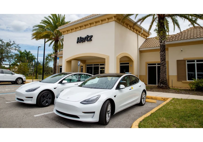 Hertz Desperate to Unload Tesla Inventory, Asking Customers to Buy Rentals