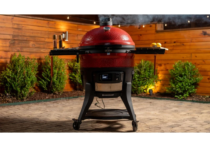 Kamado Joe debuts the Big Joe Konnected Joe, a larger smart charcoal grill