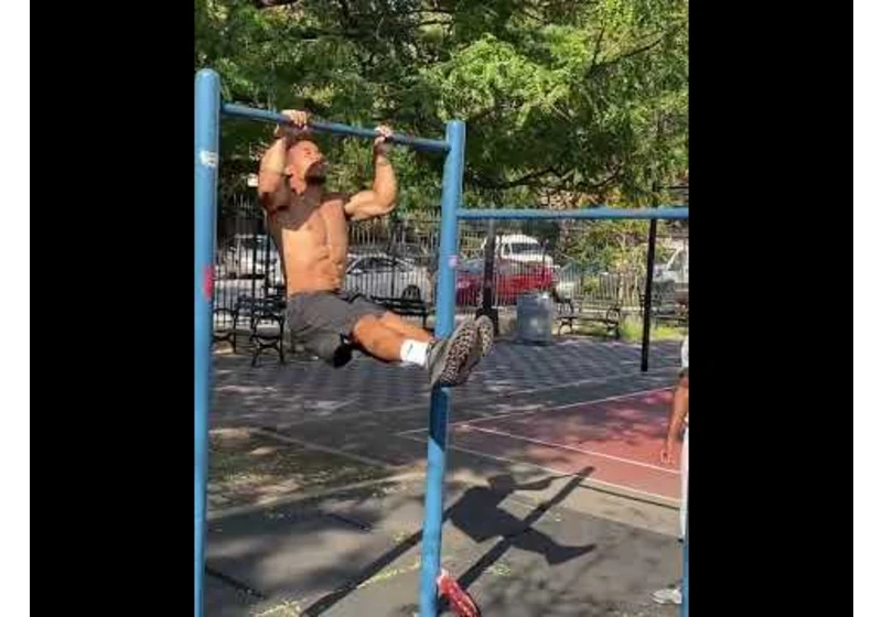 Doing pull-ups like this is harder than you think