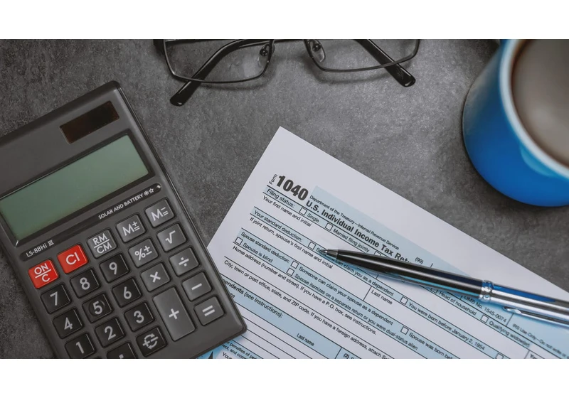 Tax Return and Tax Refund: What's the Difference?