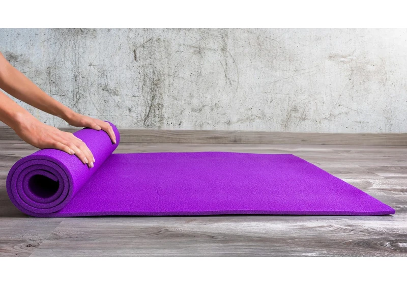 How to Clean Your Yoga Mat (and How Often You Should Do It)