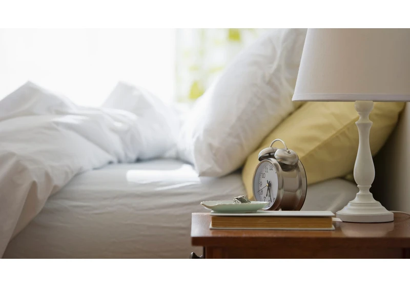 Tired of Being Tired? Sleep Better With These 5 Gadgets and Simple Bedtime Tips