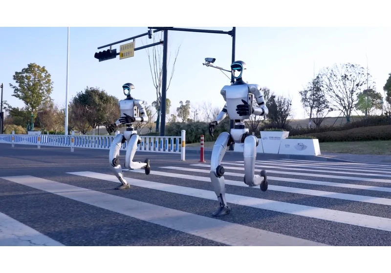 Unitree's G1 Humanoid Robots Shown Running in New Video