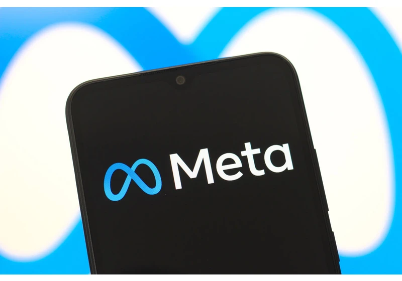 Meta is trying to lure TikTok creators with a new bonus program