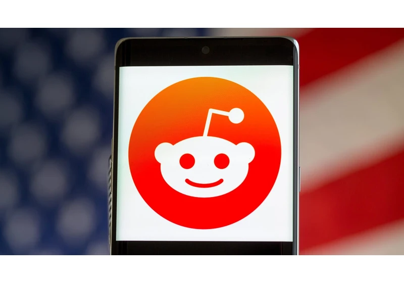 Reddit Group Moderators Block Links to X in Protest of Elon Musk Inauguration Salute