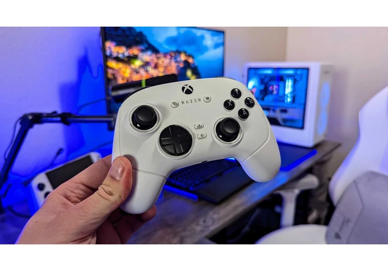  The best wireless Xbox controller now comes in white, but the grips may not stay that way 