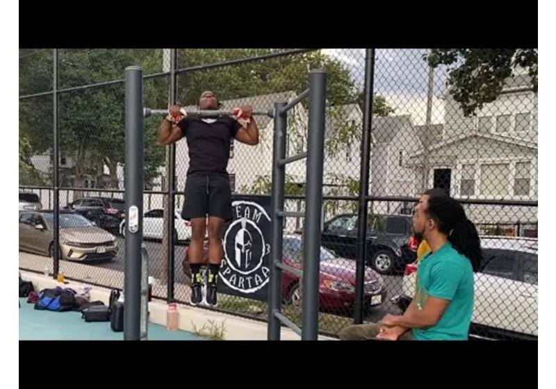 50 Pull ups and 100 Push ups in under 5 Minutes | That's Good Money