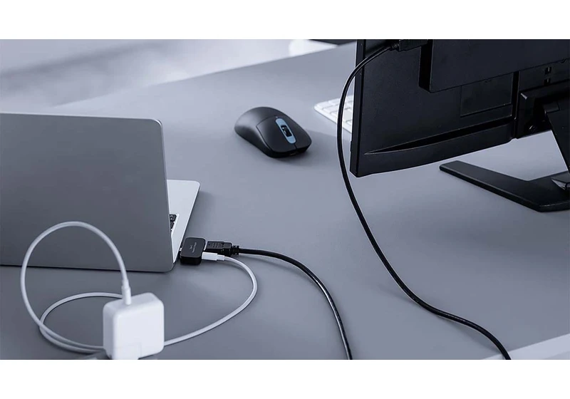  Wireless mouse receiver is a mini dock with HDMI output and USB Type-C 