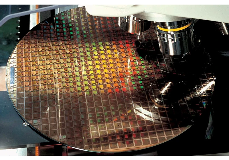  Intel's 18A and TSMC's N2 process nodes compared: Intel is faster, but TSMC is denser 