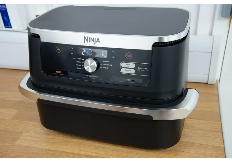 You can still save 26% on this fantastic Ninja FlexDrawer air fryer